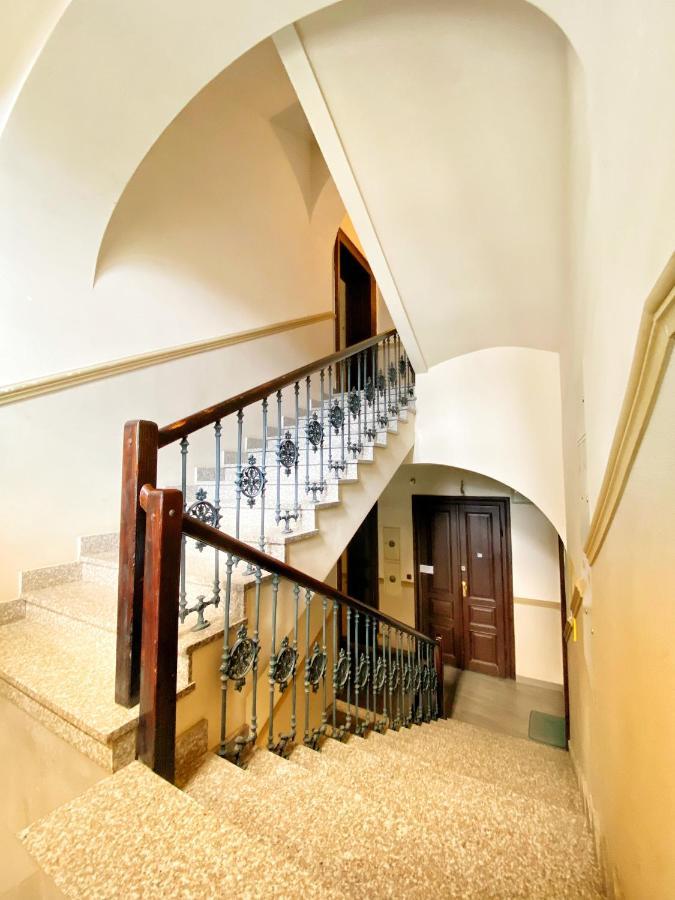 Apartament Bialy Z Jacuzzi Kraków Exteriör bild